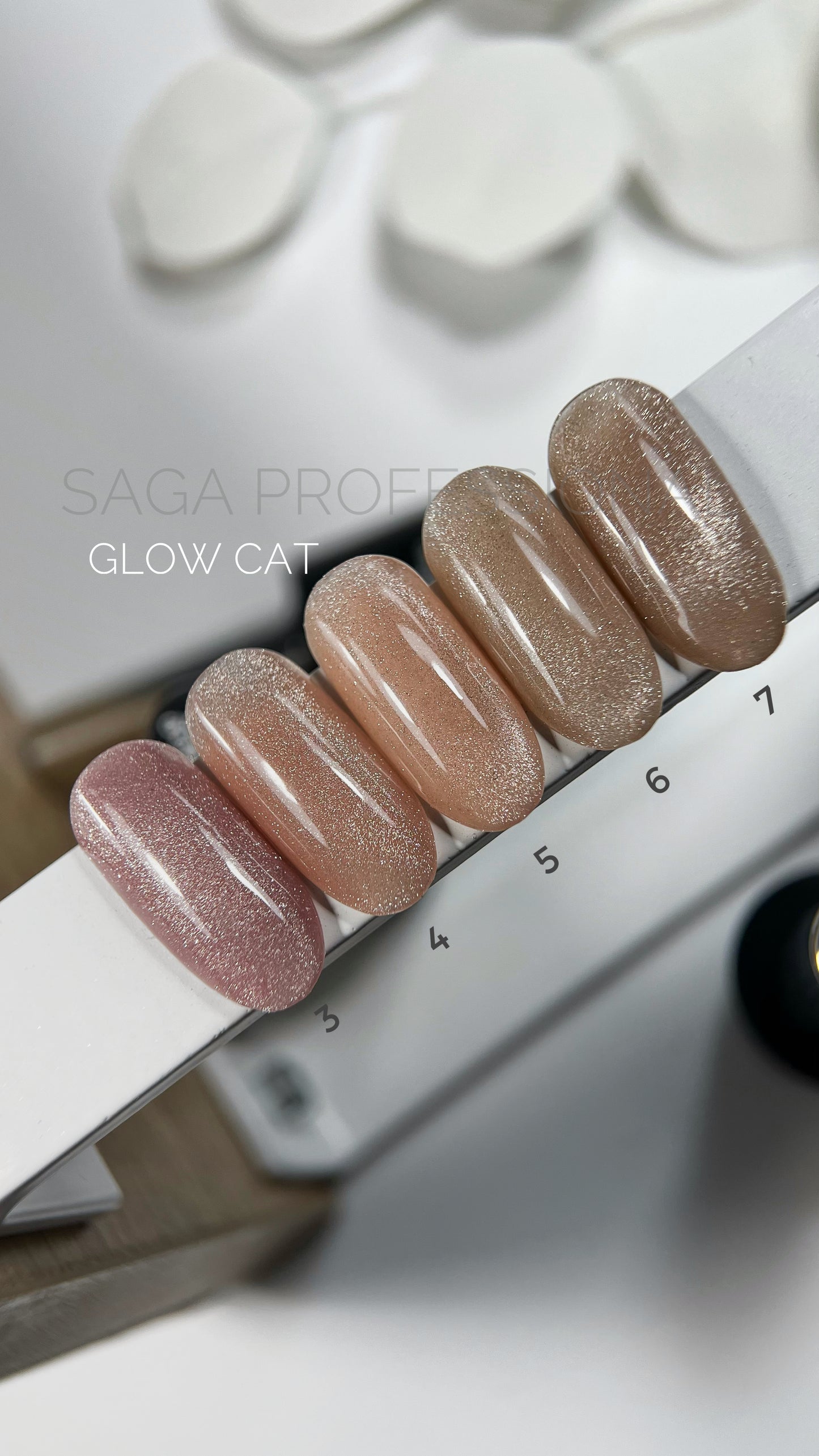 Gel Polish SAGA Professional GLOW CAT 06, 9ml
