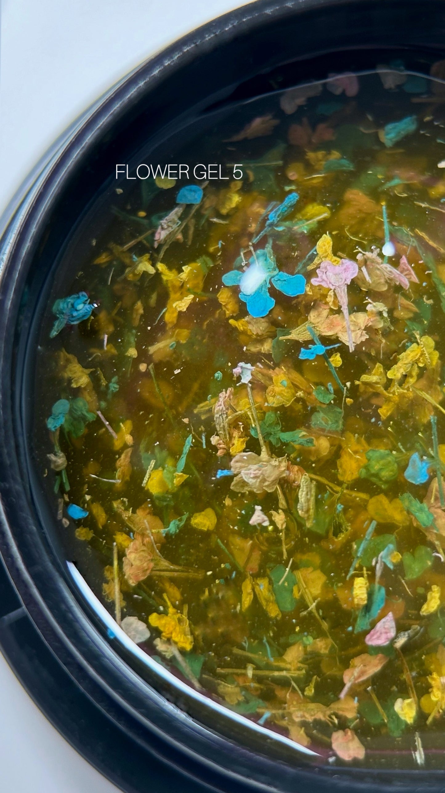 SAGA Professional FLOWER Gel 05, 5ml