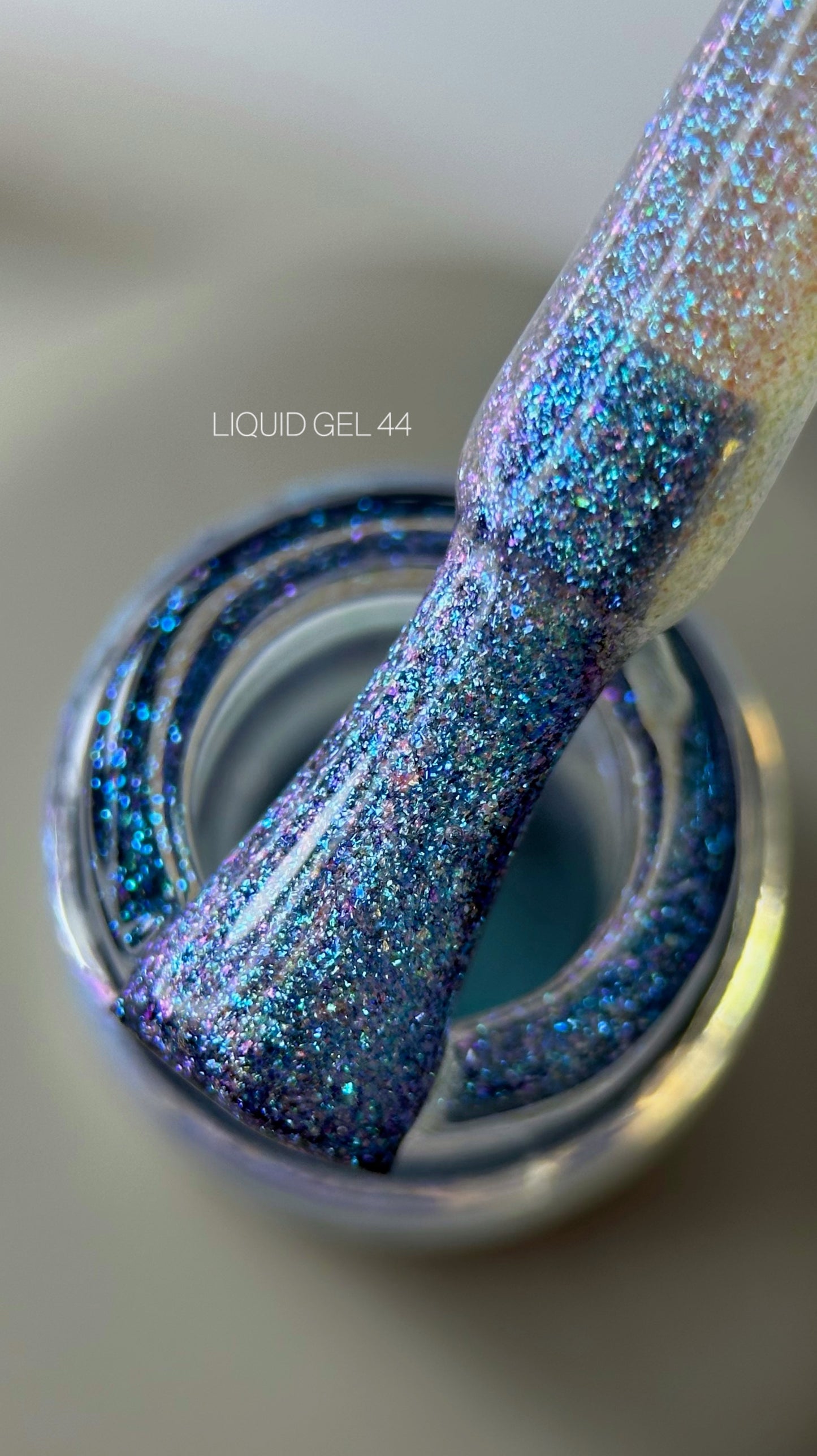 SAGA Professional LIQUID Гель 44, 15 мл