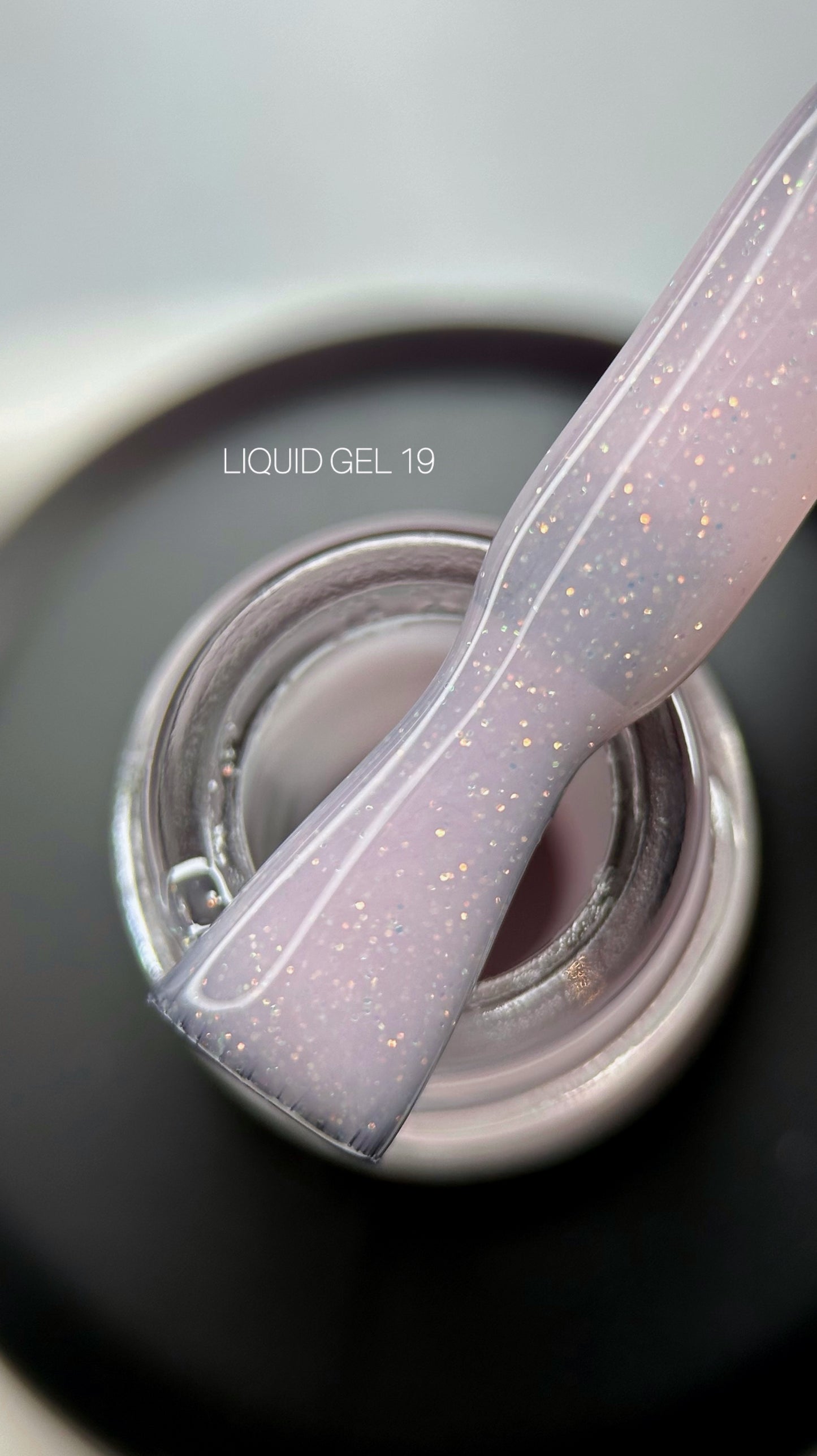 SAGA Professional LIQUID Gel 19, 15ml