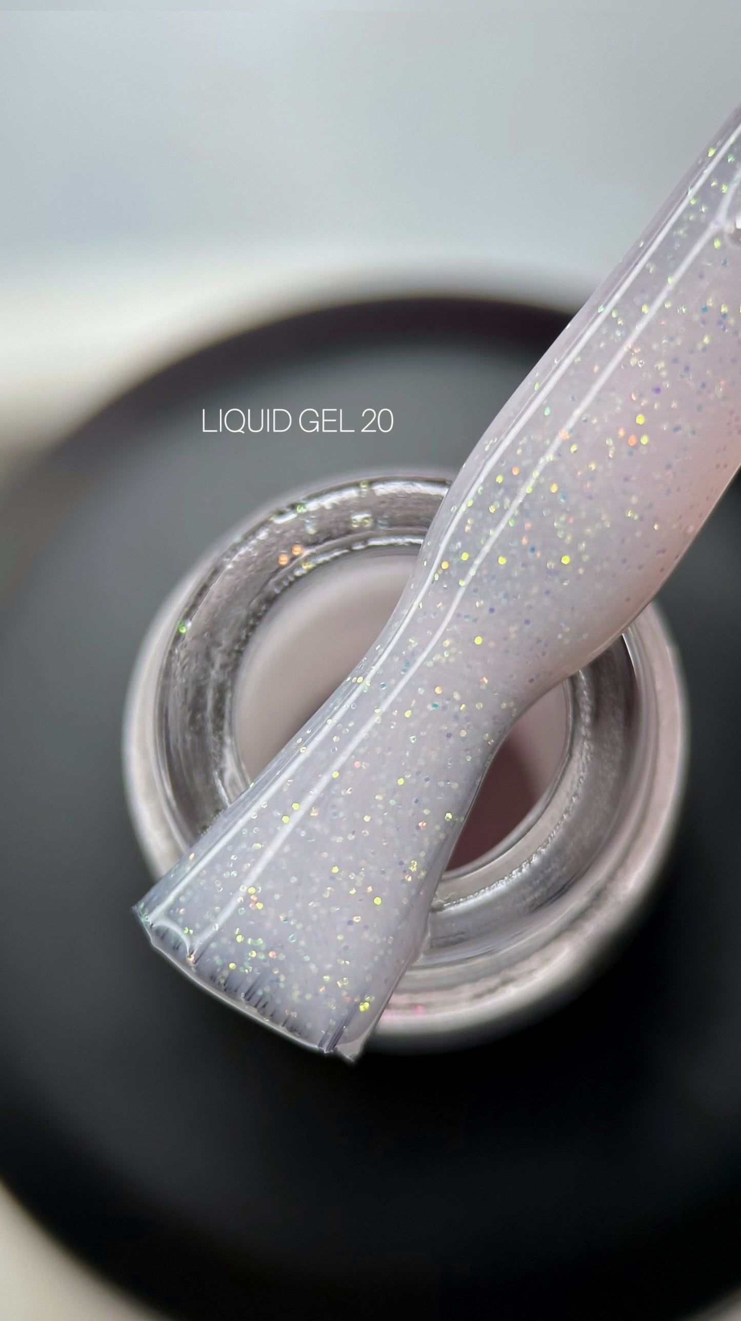 SAGA Professional LIQUID Gel 20, 15ml