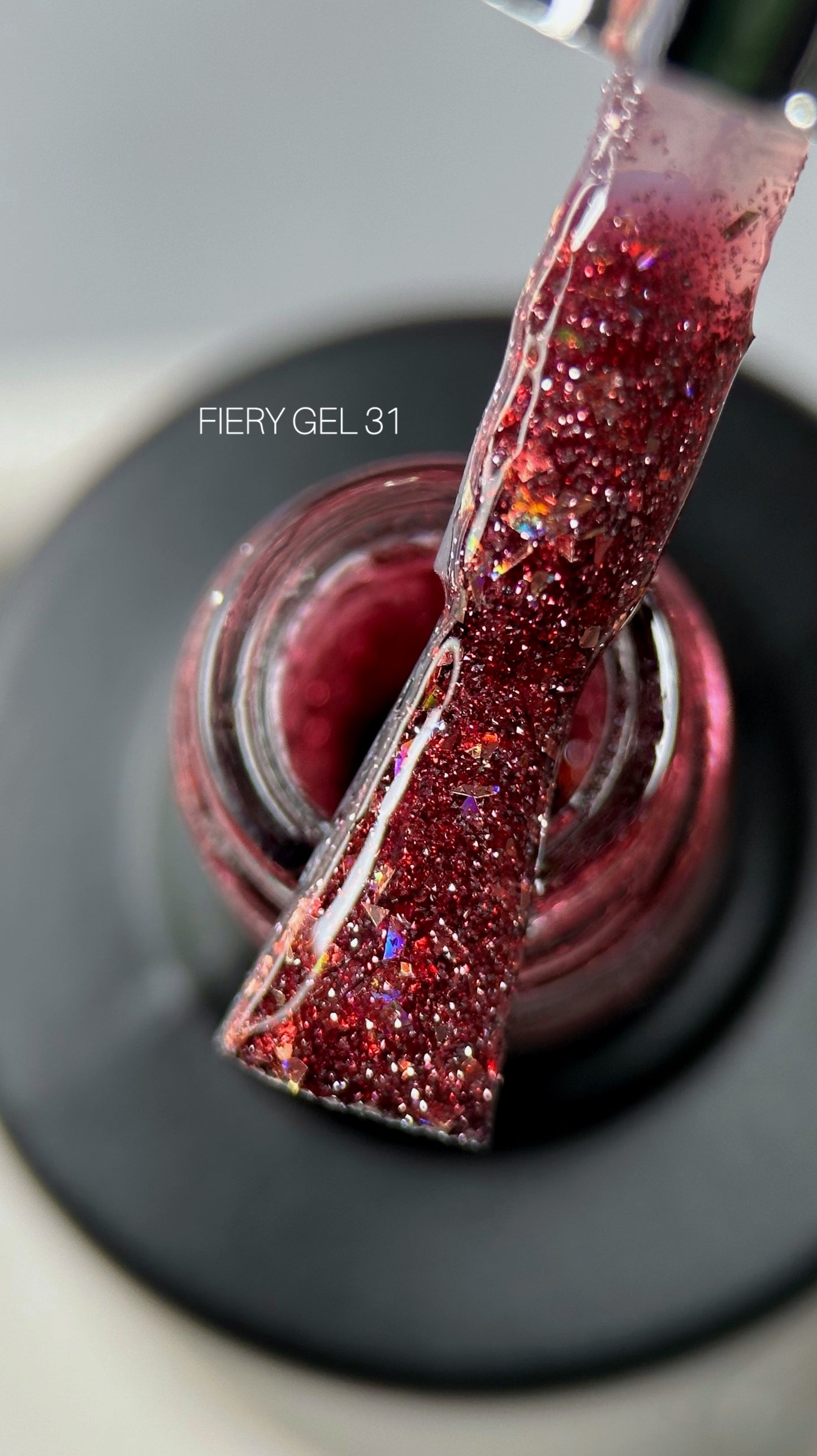 Gel Polish SAGA Professional FIERY Gel 31, 9ml