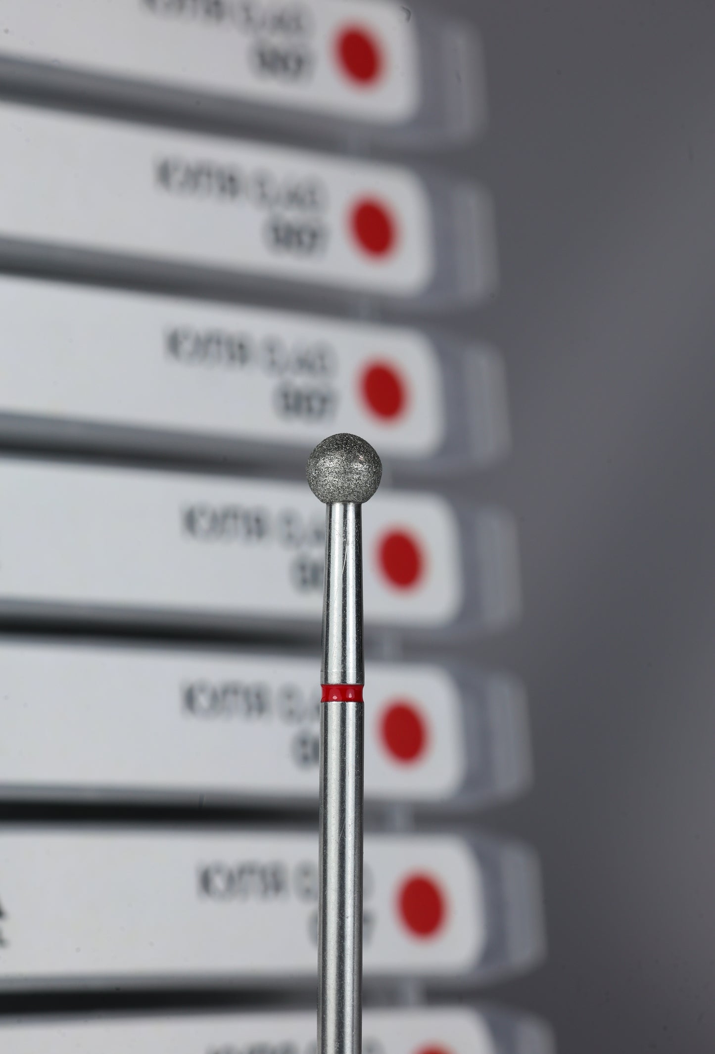 SAGA Professional Diamantfräser Kugel 4mm Rot, 007