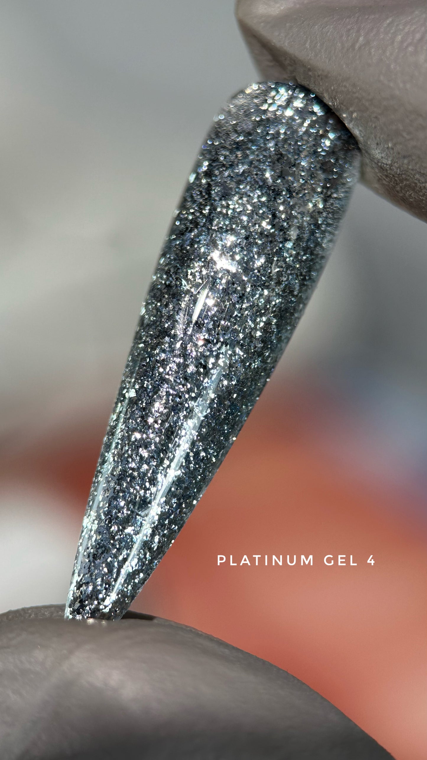 SAGA Professional PLATINUM Paint 04, 5ml