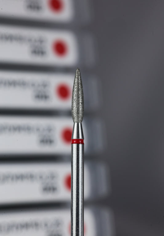 SAGA Professional Diamantfräse "Flamme" 2.1mm länglich 010
