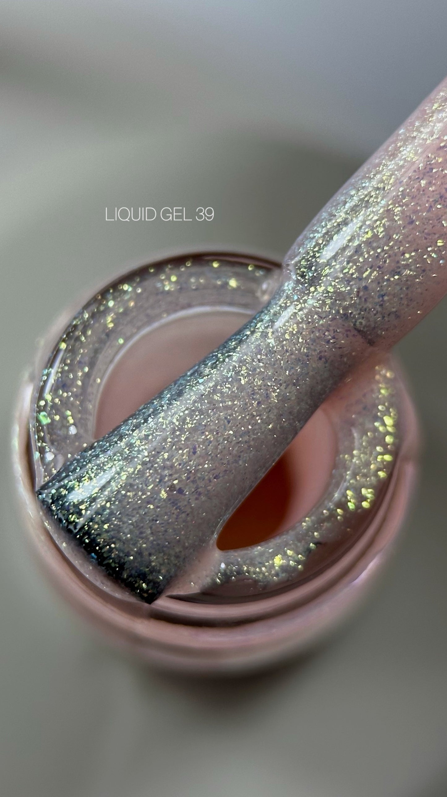 SAGA Professional LIQUID Gel 39, 15ml