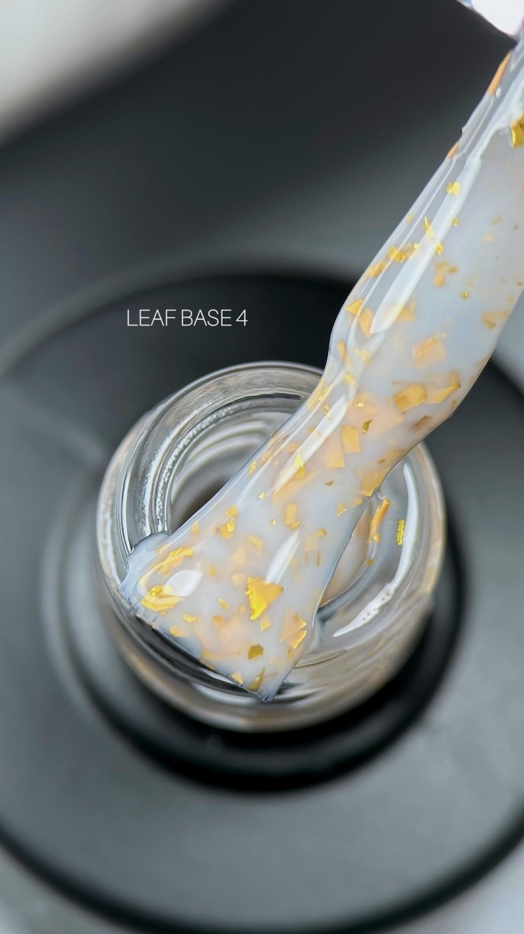 SAGA Professional LEAF Base 04, 9ml