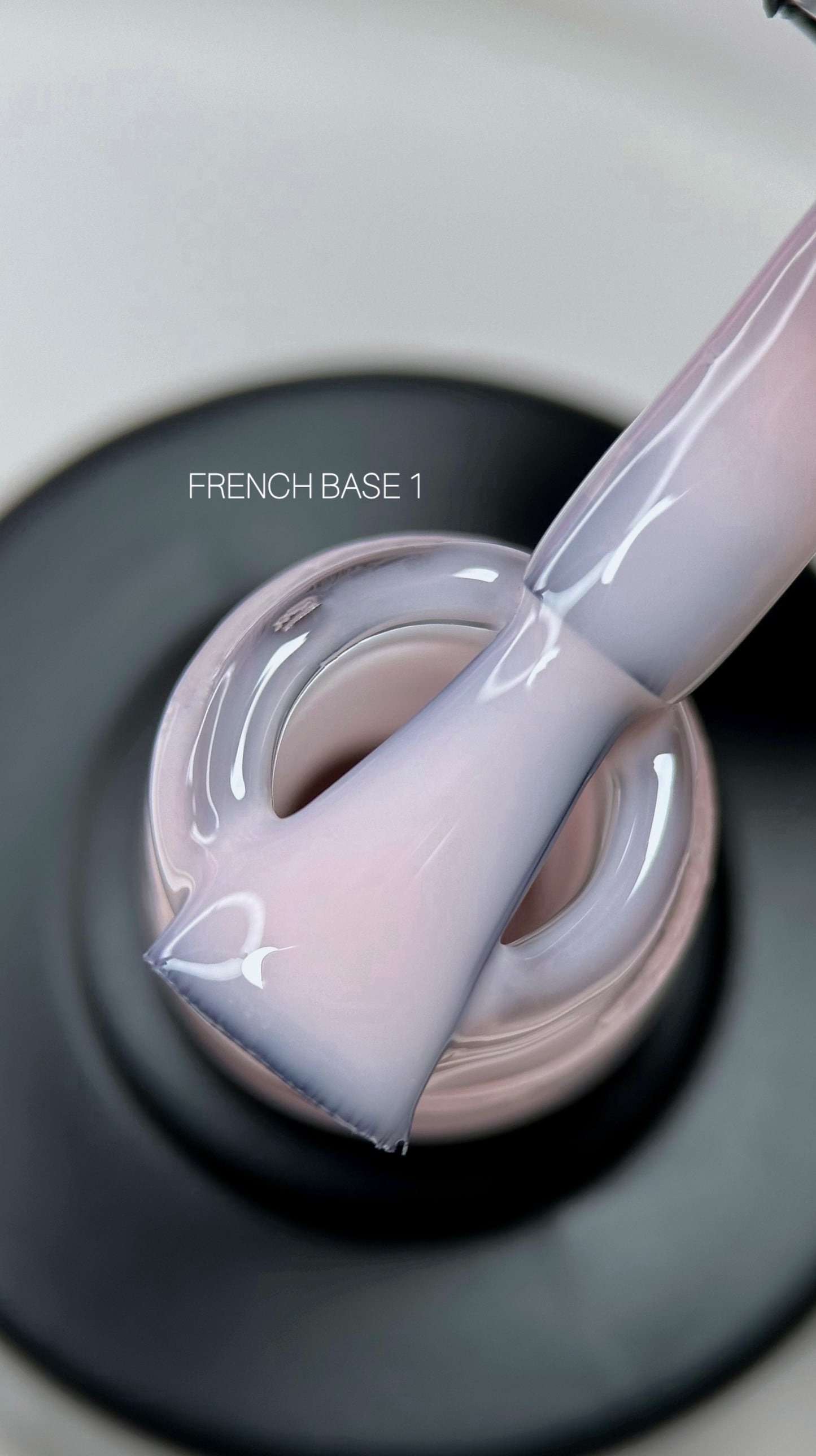 SAGA Professional FRENCH Base 01, 9ml