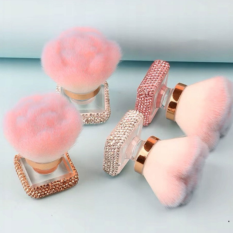 Цветок-пылесос